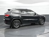 Used 2019 Jeep Grand Cherokee Limited image 2