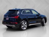 Used 2024 Audi Q5 2.0T Premium w/ Convenience Package image 4