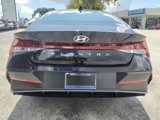 Used 2024 Hyundai Elantra SEL w/ Convenience Package image 6