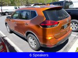 Used 2017 Nissan Rogue SV image 5