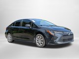 Used 2022 Toyota Corolla LE image 2