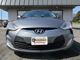 Used 2017 Hyundai Veloster image 3
