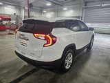 Used 2024 GMC Terrain SLE image 4