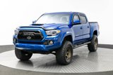 Used 2018 Toyota Tacoma TRD Sport image 2