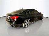 Used 2019 BMW 750i w/ M Sport Package image 5