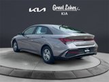 Used 2024 Hyundai Elantra SE image 4
