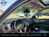 Used 2017 INFINITI QX60 AWD w/ Driver Assistance Package image 6