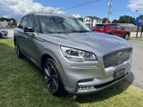 Used 2020 Lincoln Aviator Reserve w/ Equipment Group 202A image 4
