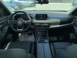 Used 2021 Nissan Rogue SV image 2