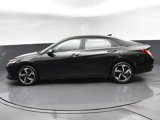 Used 2022 Hyundai Elantra SEL w/ Convenience + Premium Package image 4