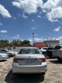 Used 2011 Honda Accord EX-L image 6