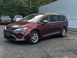 Used 2019 Chrysler Pacifica Limited image 3