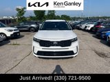 Used 2021 Kia Sorento S image 2