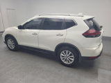 Used 2020 Nissan Rogue SV image 3