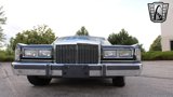 Used 1986 Lincoln Town Car image 5