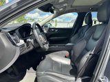 Used 2018 Volvo XC60 T5 Momentum w/ Convenience Package image 3