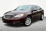 Used 2013 Chrysler 200 Touring image 2