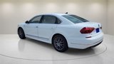 Used 2017 Volkswagen Passat 1.8T R-Line image 5