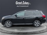 Used 2019 Nissan Pathfinder SV image 2