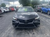 Used 2022 Toyota Camry SE image 3