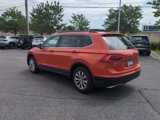Used 2019 Volkswagen Tiguan SE w/ Panoramic Sunroof Package image 2
