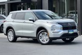 New 2025 Mitsubishi Outlander ES image 3