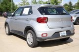 Used 2021 Hyundai Venue SE image 5