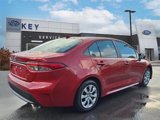 Used 2021 Toyota Corolla LE image 3
