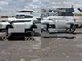 Used 2023 Nissan Rogue SV image 3