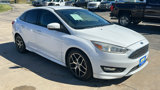 Used 2016 Ford Focus SE w/ SE Sport Package image 4