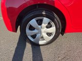 Used 2015 Toyota Yaris L image 3