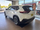 Used 2023 Nissan Rogue S image 2