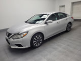 Used 2017 Nissan Altima 2.5 SV image 2