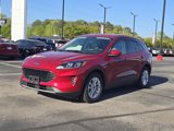 Used 2020 Ford Escape SE image 2