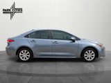 Used 2022 Toyota Corolla LE image 2