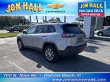 Used 2019 Jeep Cherokee Latitude w/ Popular Appearance Group image 6
