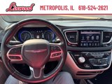 Used 2020 Chrysler Pacifica Touring-L w/ Advanced Safetytec Group image 2