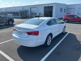 Used 2017 Chevrolet Impala LT w/ Convenience Package image 4