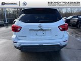 Used 2019 Nissan Pathfinder SV image 2