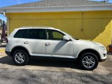 Used 2009 Volkswagen Touareg VR6 image 4