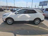 Used 2024 Chevrolet Equinox LT image 3