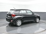 New 2025 Hyundai Venue SE image 5