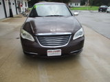 Used 2013 Chrysler 200 Limited image 3