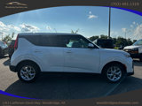 Used 2020 Kia Soul S image 3
