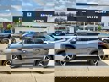 New 2025 Volkswagen Tiguan SE image 2