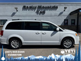 Used 2019 Dodge Grand Caravan SXT image 2