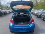Used 2011 Toyota Yaris 2-Door Hatchback image 5