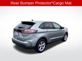 Used 2020 Ford Edge SE w/ Cargo Accessory Package image 4