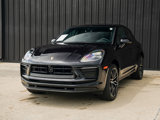 Certified 2025 Porsche Macan image 3