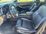 Used 2017 Nissan Maxima Platinum image 2